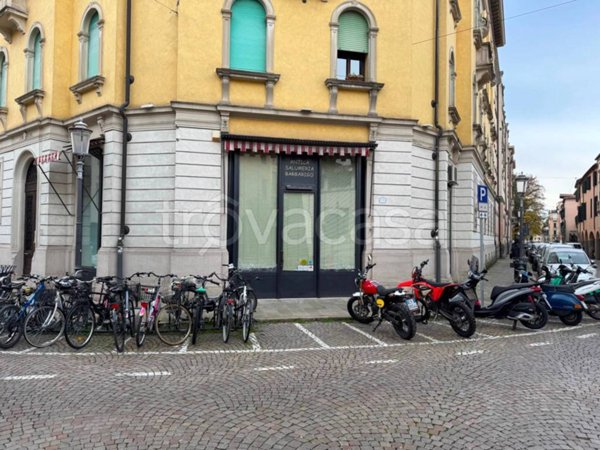 quadrivano in vendita a Padova