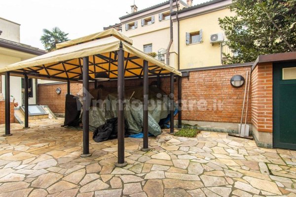 casa indipendente in vendita a Padova in zona Forcellini / Terranegra