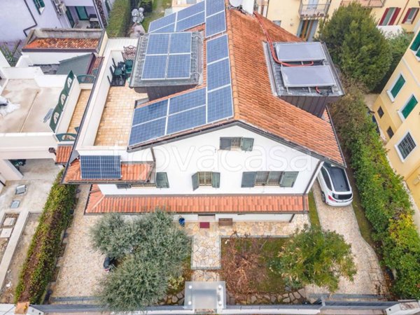 casa indipendente in vendita a Padova