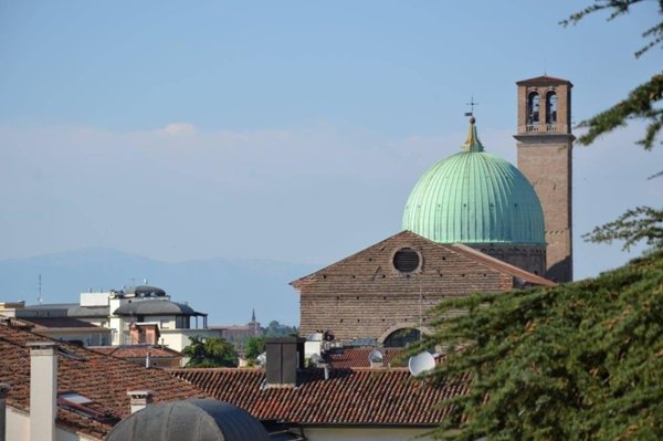 appartamento in vendita a Padova in zona Centro Storico