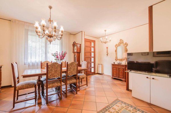 casa indipendente in vendita a Padova in zona Brentelle