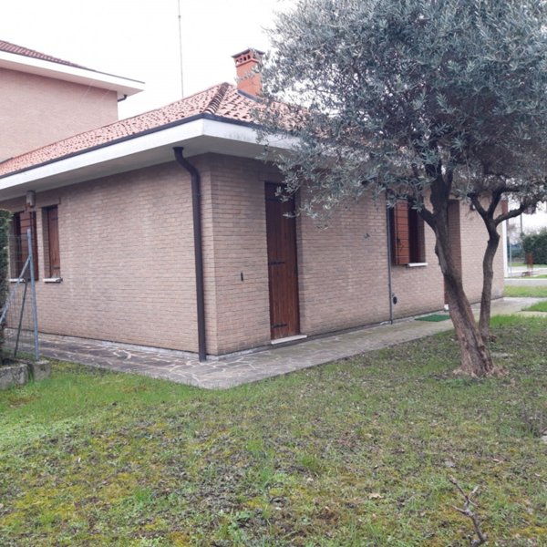 casa indipendente in vendita a Padova in zona Centro Storico