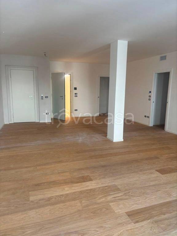 appartamento in vendita a Padova in zona Savonarola