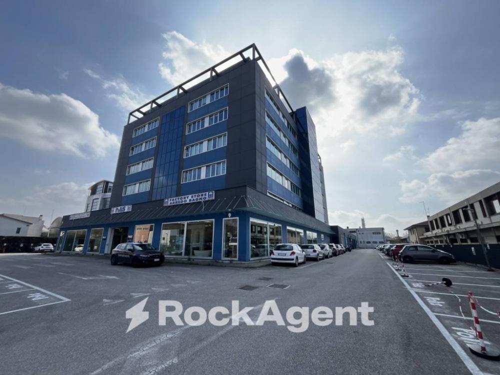 ufficio in vendita a Padova