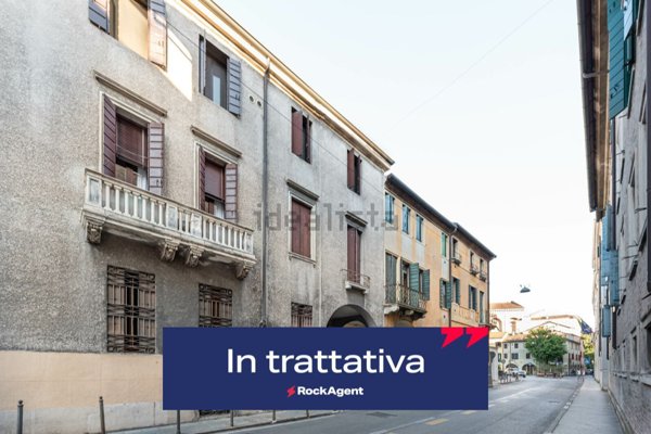 appartamento in vendita a Padova in zona Savonarola