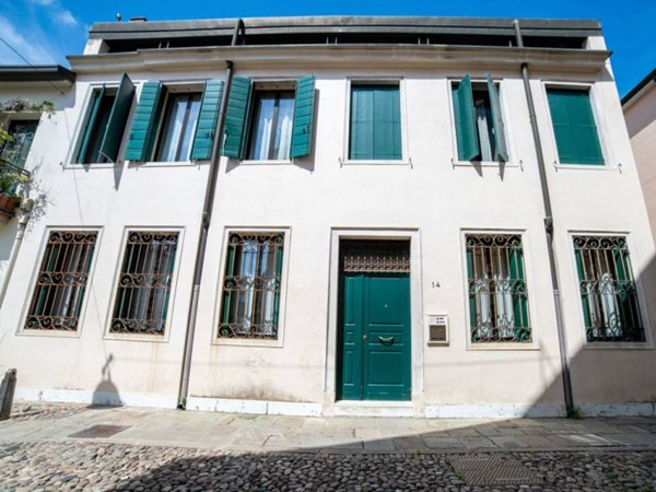 casa indipendente in vendita a Padova in zona Porta Trento