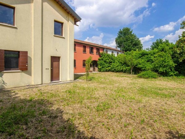 casa indipendente in vendita a Padova in zona Forcellini / Terranegra