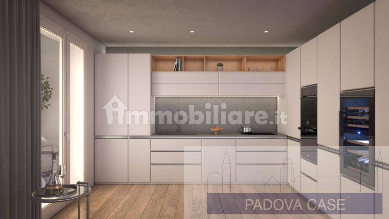 appartamento in vendita a Padova in zona Madonna Pellegrina