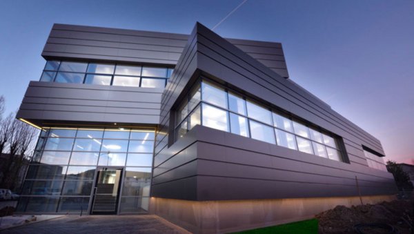 negozio in vendita a Padova in zona Savonarola