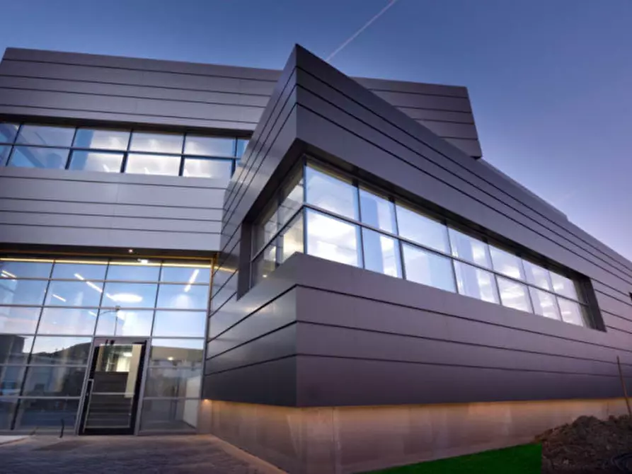 negozio in vendita a Padova in zona Savonarola