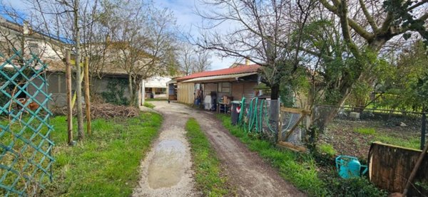 casa indipendente in vendita a Padova in zona Guizza