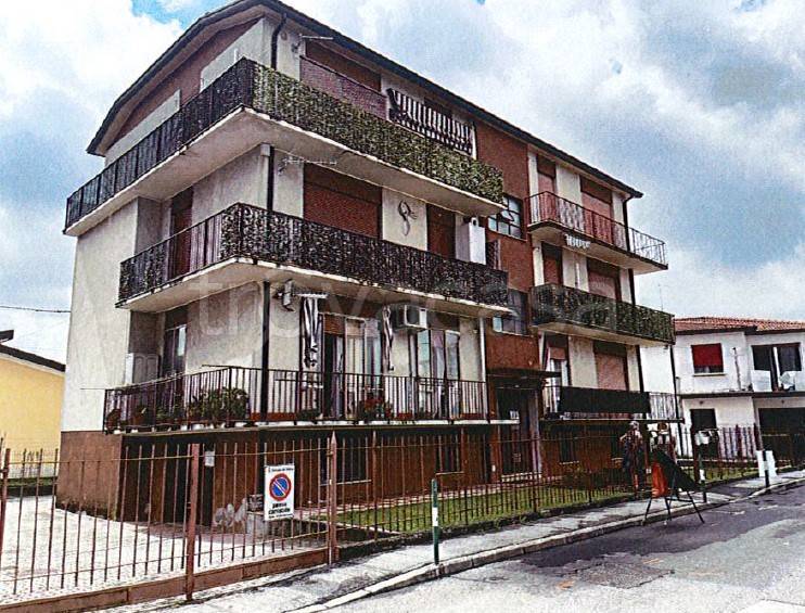 appartamento in vendita a Padova in zona Brentelle