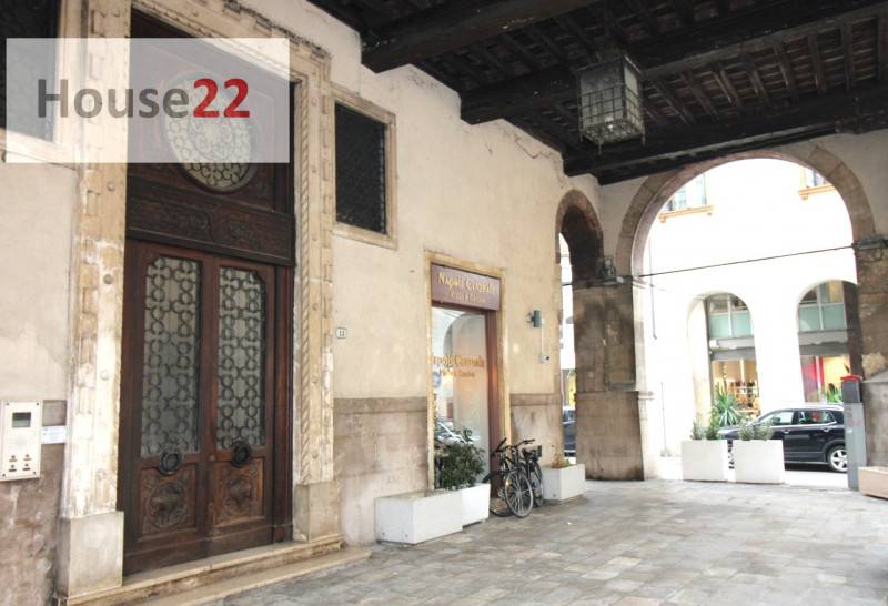 appartamento in vendita a Padova in zona Centro Storico