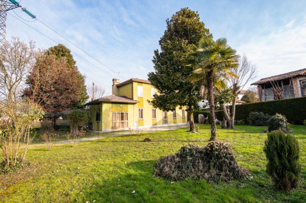 casa indipendente in vendita a Padova