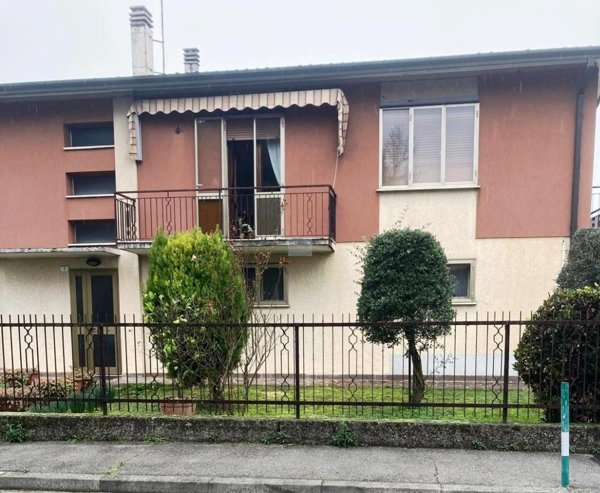 casa indipendente in vendita a Padova in zona San Carlo