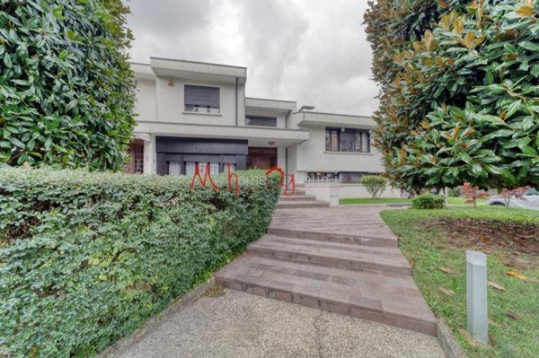 casa indipendente in vendita a Padova in zona Sant'Osvaldo / Santa Rita