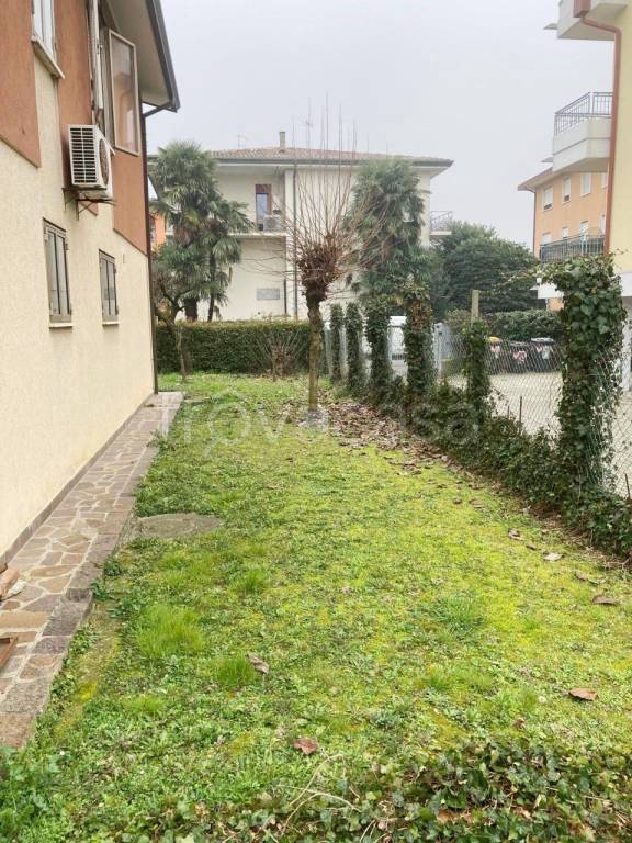 casa indipendente in vendita a Padova in zona San Carlo