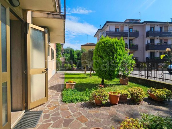 casa indipendente in vendita a Padova in zona San Carlo