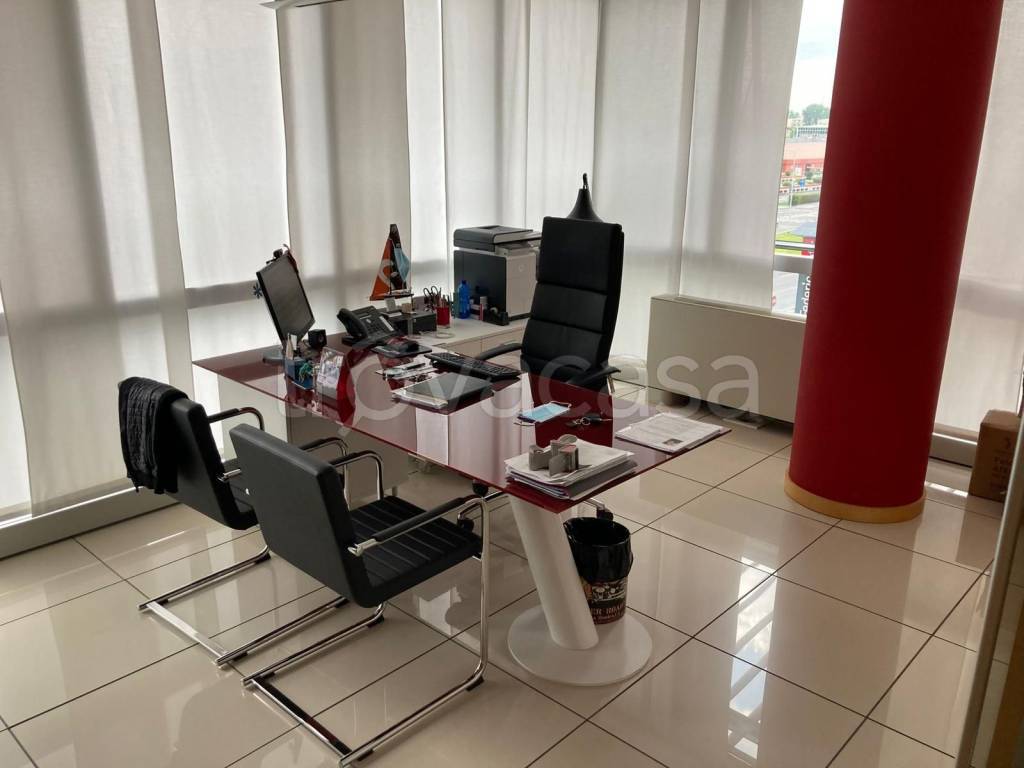 ufficio in vendita a Padova in zona Stanga