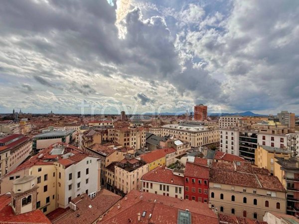 appartamento in vendita a Padova in zona Savonarola