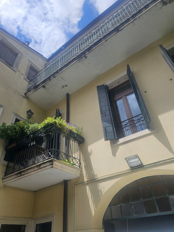 appartamento in vendita a Padova in zona Centro Storico