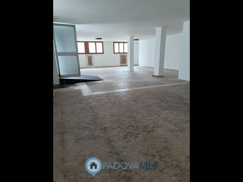 casa indipendente in vendita a Padova in zona Arcella