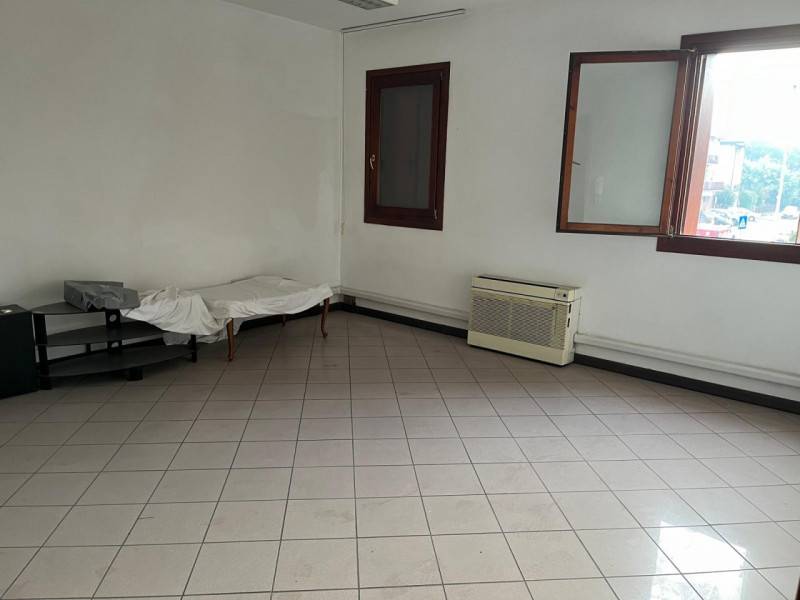 intera palazzina in vendita a Padova in zona Arcella