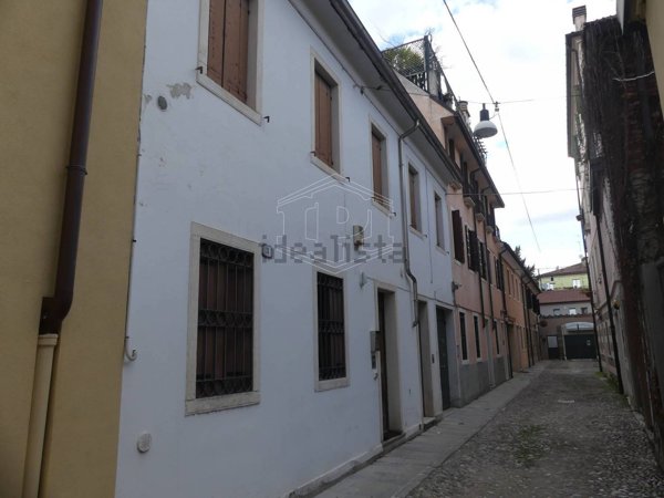 appartamento in vendita a Padova in zona Centro Storico