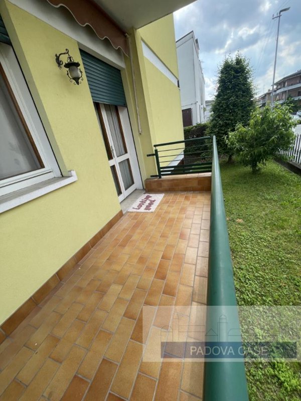 appartamento in vendita a Padova in zona Guizza