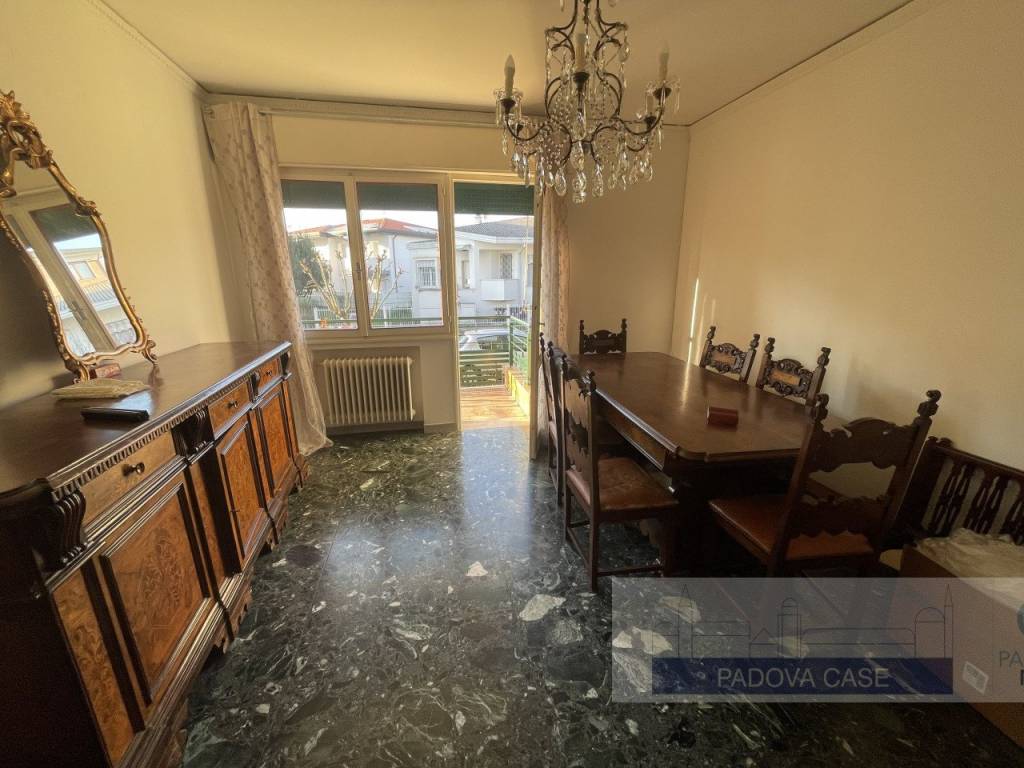 appartamento in vendita a Padova in zona Guizza