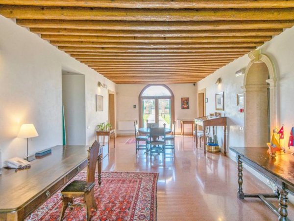 intera palazzina in vendita a Padova in zona Montà