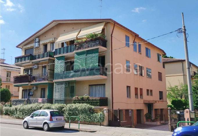 appartamento in vendita a Padova in zona Arcella