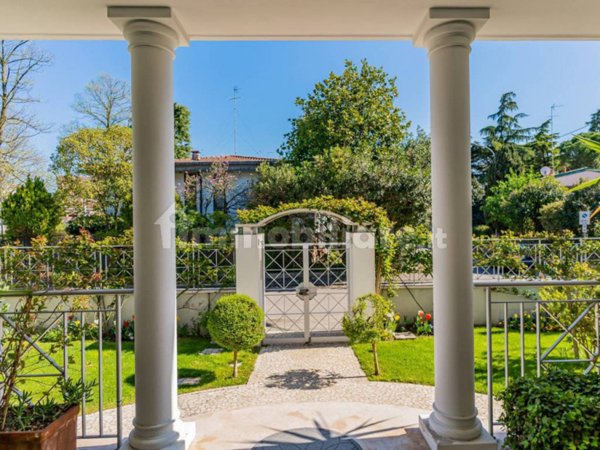casa indipendente in vendita a Padova in zona Centro Storico