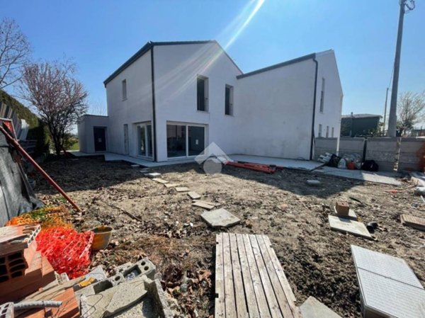 casa indipendente in vendita a Padova