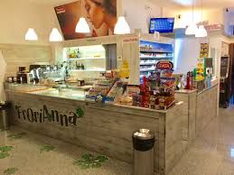 negozio in vendita a Padova in zona Camin / Granze
