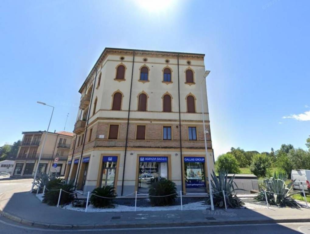 negozio in vendita a Padova in zona Stanga