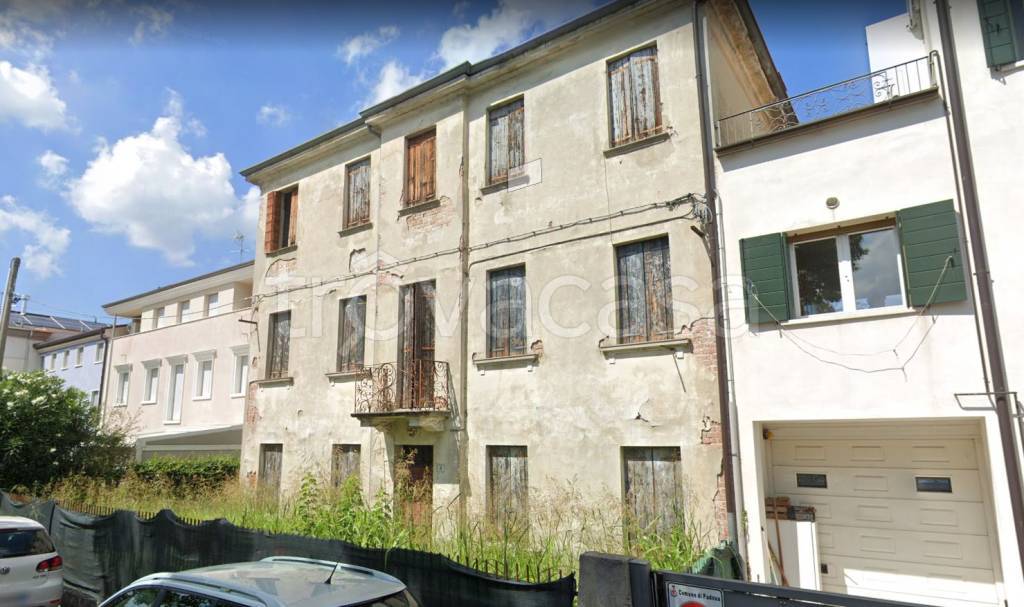 casa indipendente in vendita a Padova in zona Porta Trento