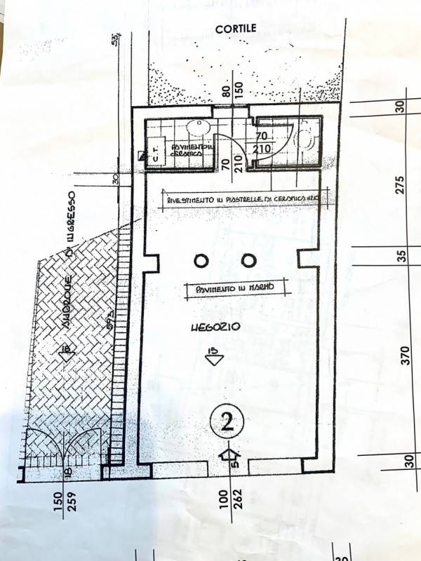 negozio in vendita a Padova in zona Centro Storico