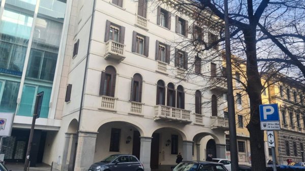 negozio in vendita a Padova in zona Centro Storico