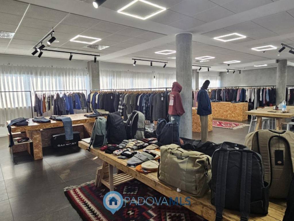 ufficio in vendita a Padova in zona Pio X