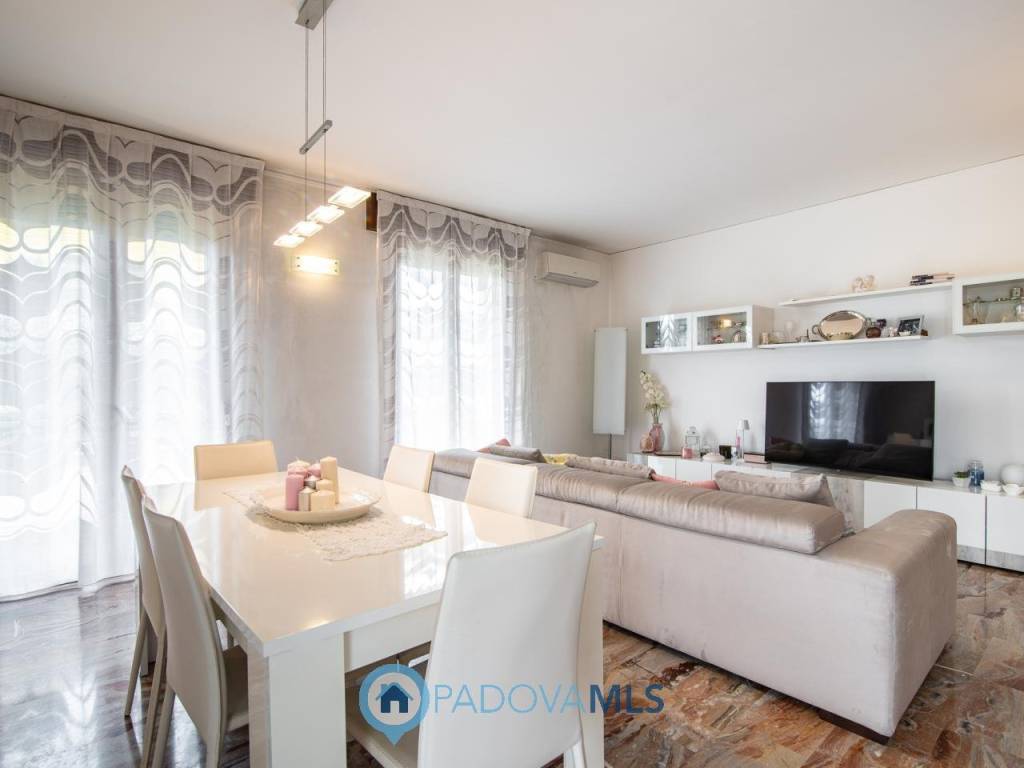 appartamento in vendita a Padova in zona Bassanello