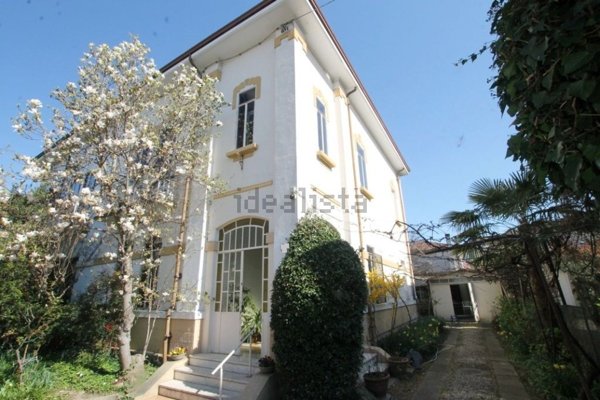 casa indipendente in vendita a Padova in zona Arcella