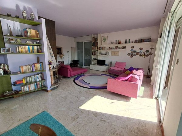 casa indipendente in vendita a Padova in zona Sacra Famiglia