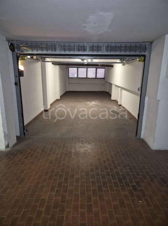 locale commerciale in vendita a Padova