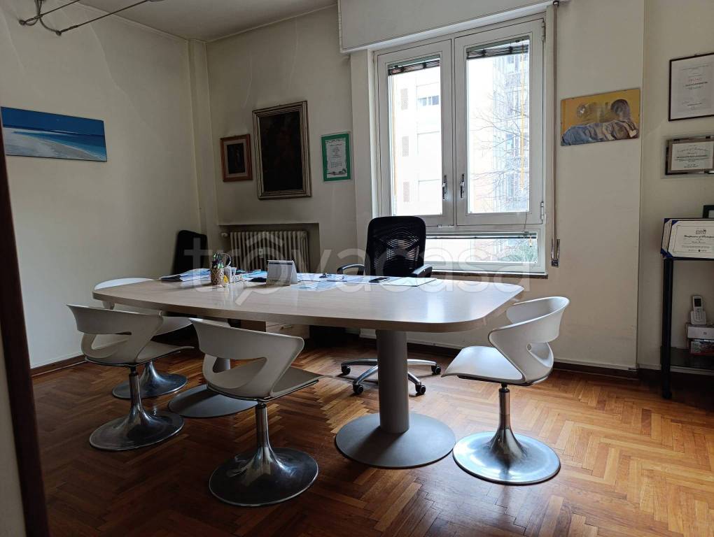 ufficio in vendita a Padova in zona Sacra Famiglia