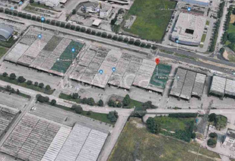 locale commerciale in vendita a Padova in zona Camin / Granze