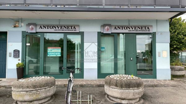 negozio in vendita a Padova