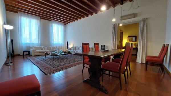 appartamento in vendita a Padova in zona Portello