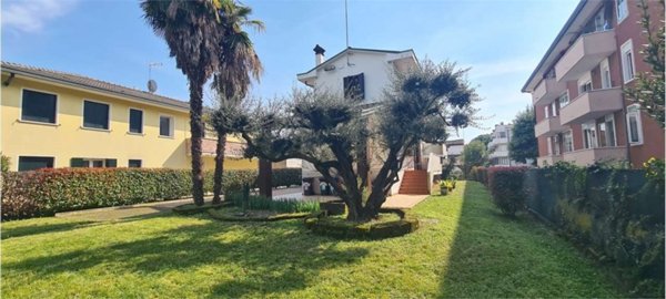 casa indipendente in vendita a Padova in zona Guizza
