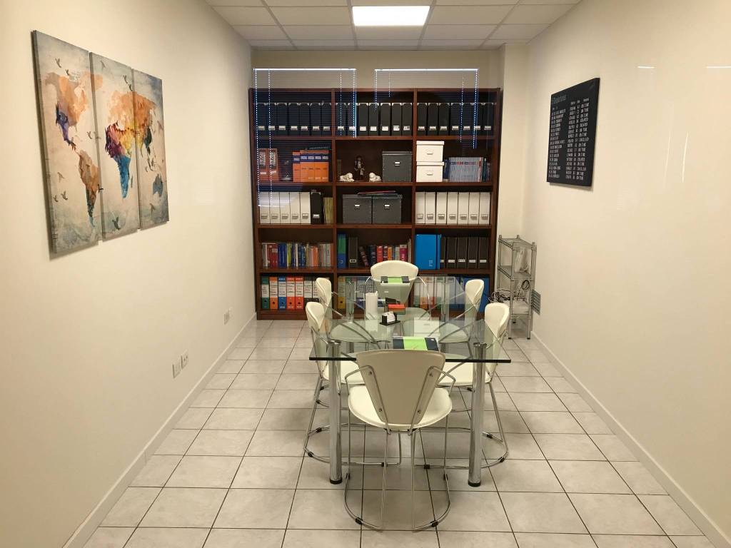 ufficio in vendita a Padova in zona Stanga